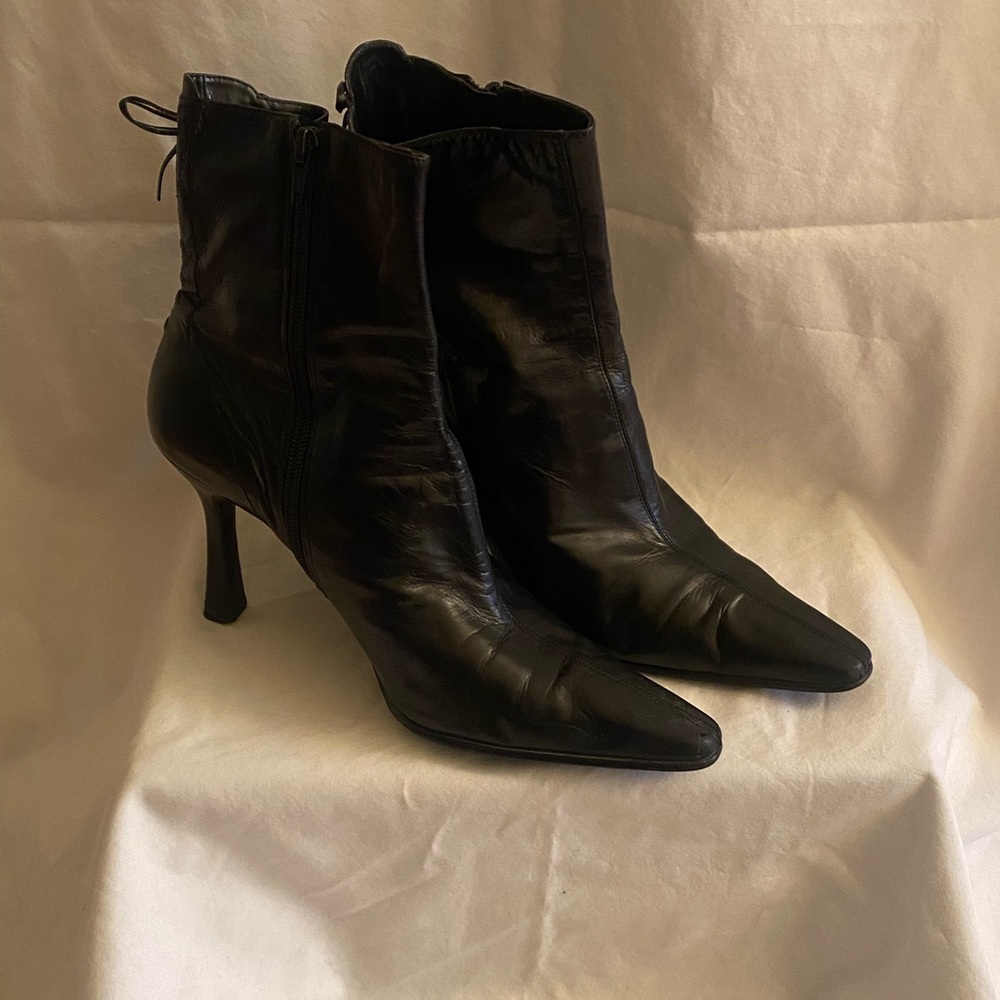 Nine West Stiletto Pointy boots